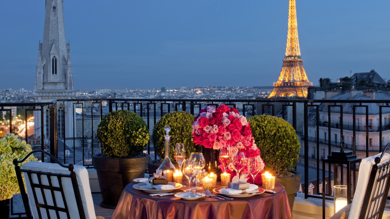 Sweet0Kiska Dreaming about romantic date in Paris custom pic 1