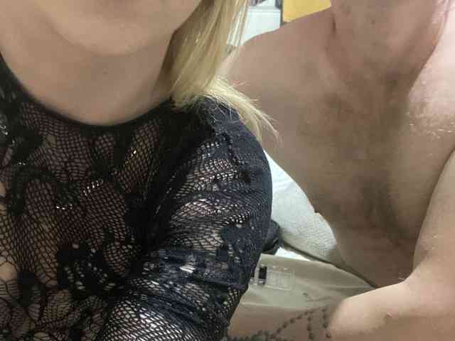SexyHotCouple