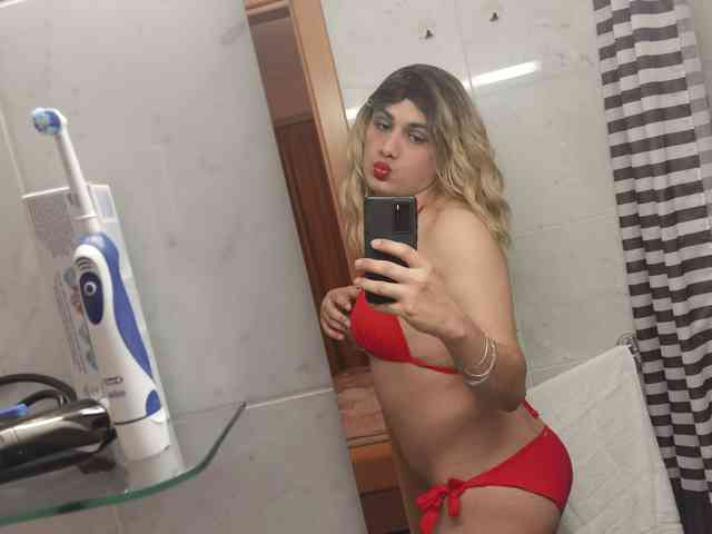 Crossdresser0