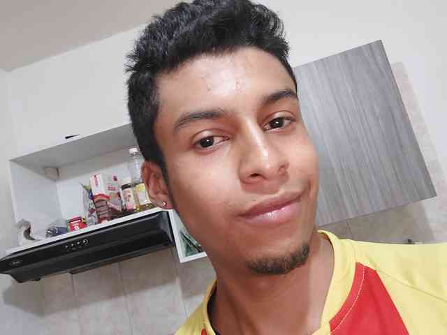 Manuelsexx03