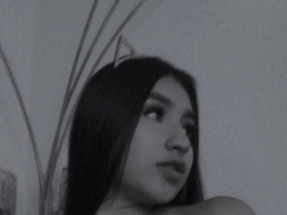 White and Black🖤🤍