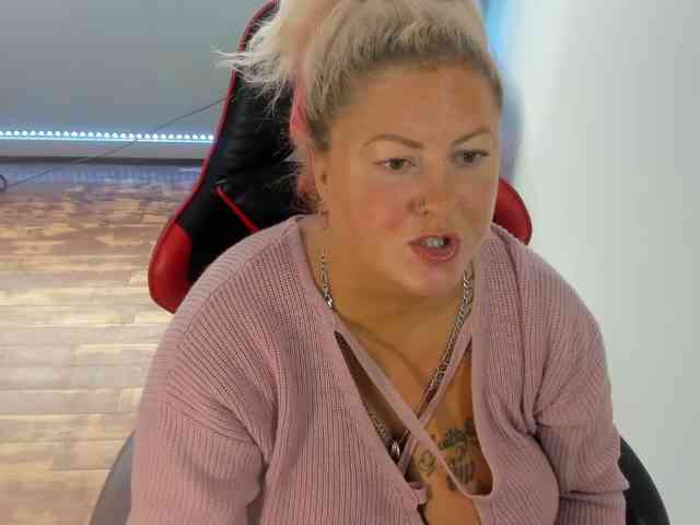 Janrubygirl