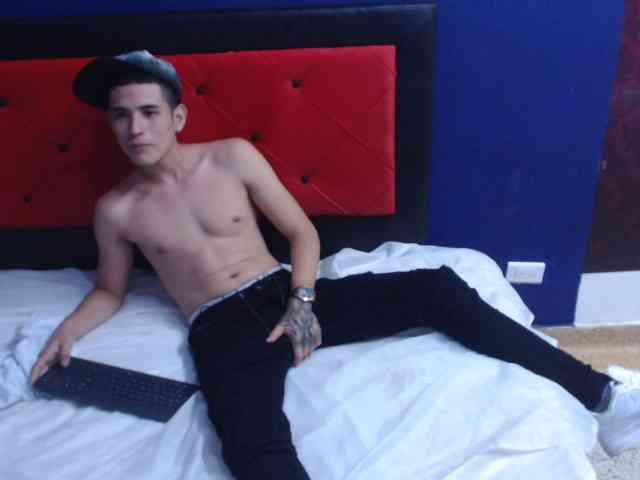Damianhorny18