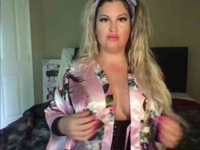 BigTitsTilly