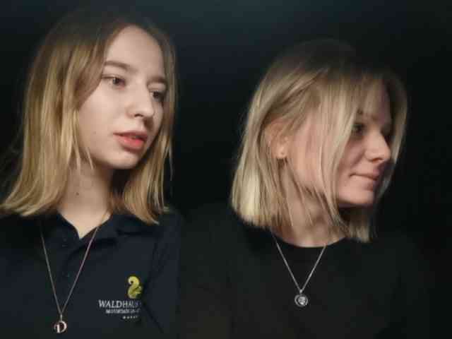 HollyXMolly