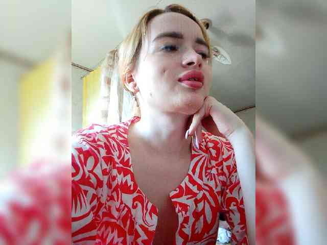 Angelina52