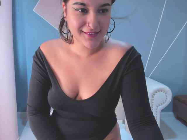 AnnaJay1
