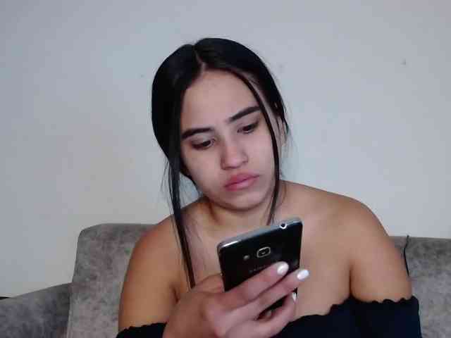 EMILY-EVANSS