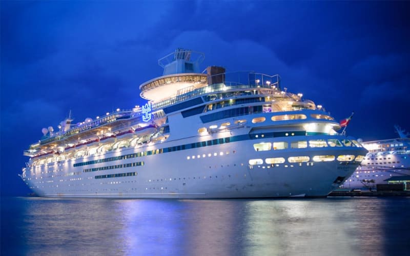 fara_h Dream Vacation, on a cruise image: 1