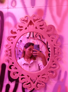 mirror pink