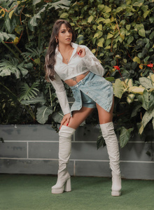 MariamRivera "Street Vibes" photo 9871970