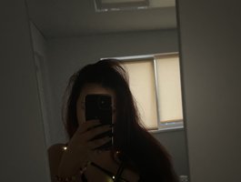 Публічний онлайн секс-чат OpheliaMeoow на BongaCams