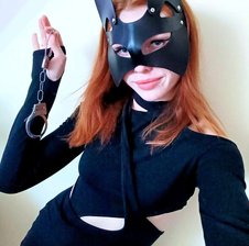 Live Sex Chat with Z-vezda at BongaCams