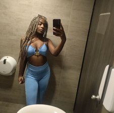 nahomylane Live Sex Cam und Porno Chat bei BongaCams