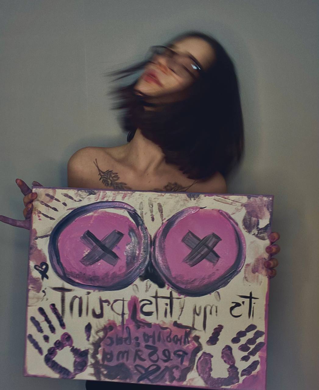 EvaWibe Come to my place, let's play image: 1