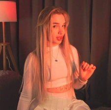 Live Sex Chat with mio-moon at BongaCams