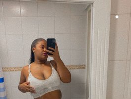 Live Sex Chat with NahiaraBanks at BongaCams