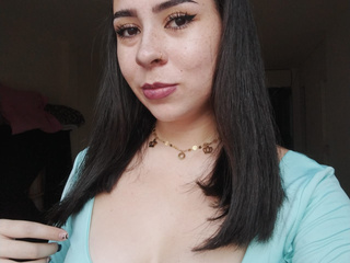 I love my short hair😏