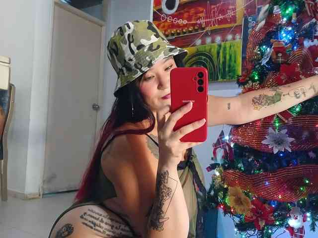 waterfalls_girl