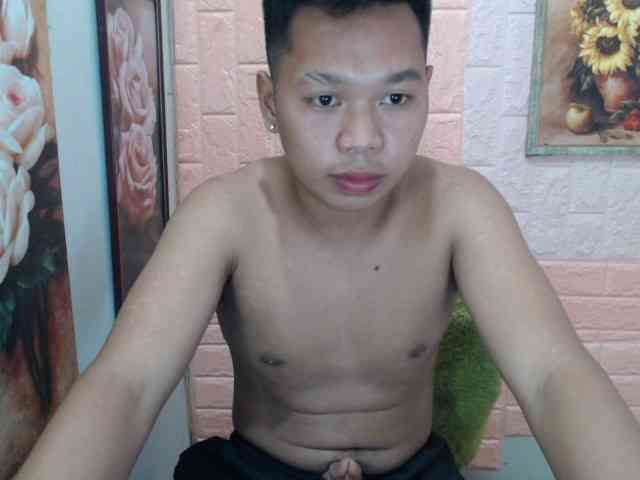 ASIANFUCKBOY