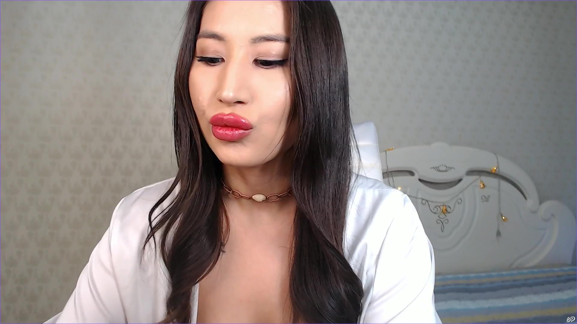 Профиль и данные модели say-mi на BongaCams